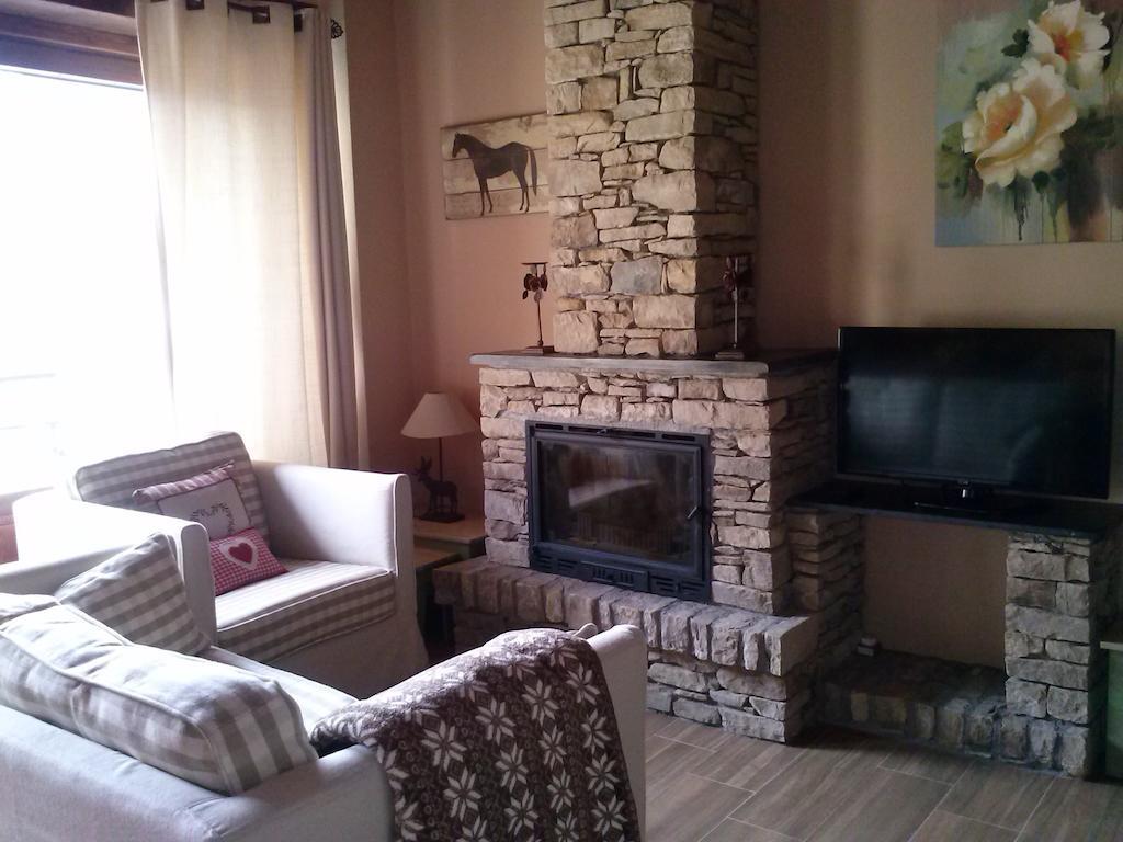 Alba D'Esteve. Casa Rural Espot Δωμάτιο φωτογραφία
